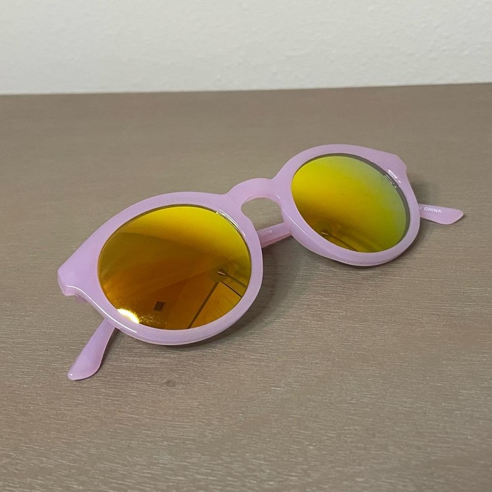 ⭐️ 5/$25 Old Navy round frame pink sunglasses